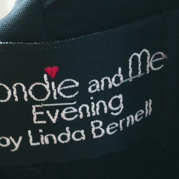 Stunning 90s Evening Gown - Picture 4 of 4